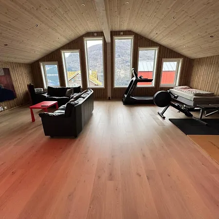 Living In A Nikolai Astrup Motif 96m2