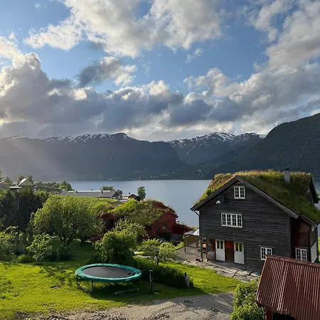 Living In A Nikolai Astrup Motif 96m2 * Vassenden