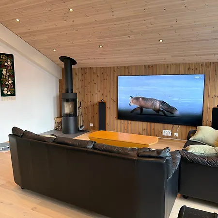 Living In A Nikolai Astrup Motif 96m2 * Vassenden